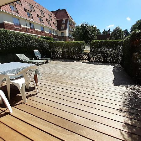 Appartement Avec Terrasse & Piscine Chauffee Condette Kültér fotó